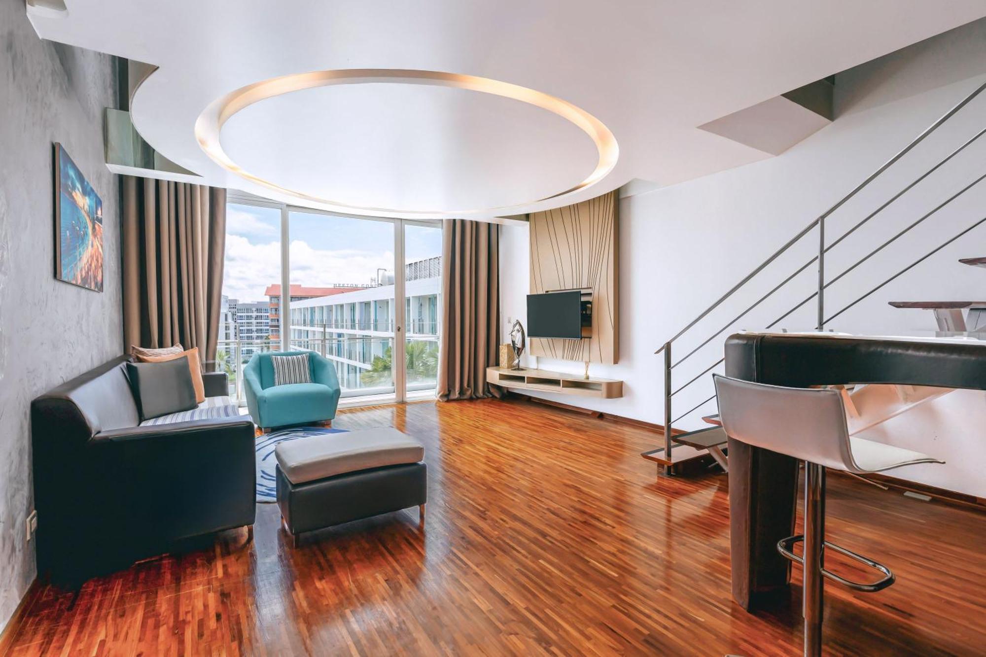 Hotel Baraquda Heeton Pattaya By Compass Hospitality エクステリア 写真