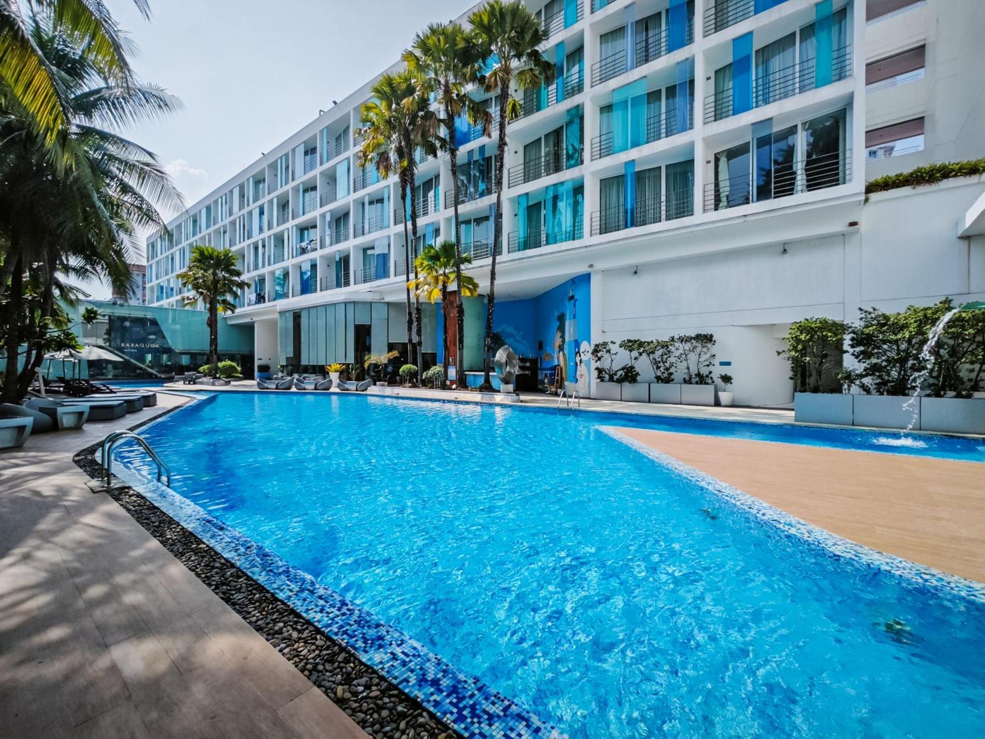 Hotel Baraquda Heeton Pattaya By Compass Hospitality エクステリア 写真