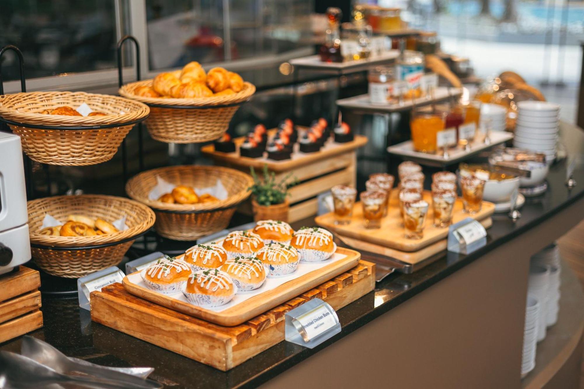 Hotel Baraquda Heeton Pattaya By Compass Hospitality エクステリア 写真