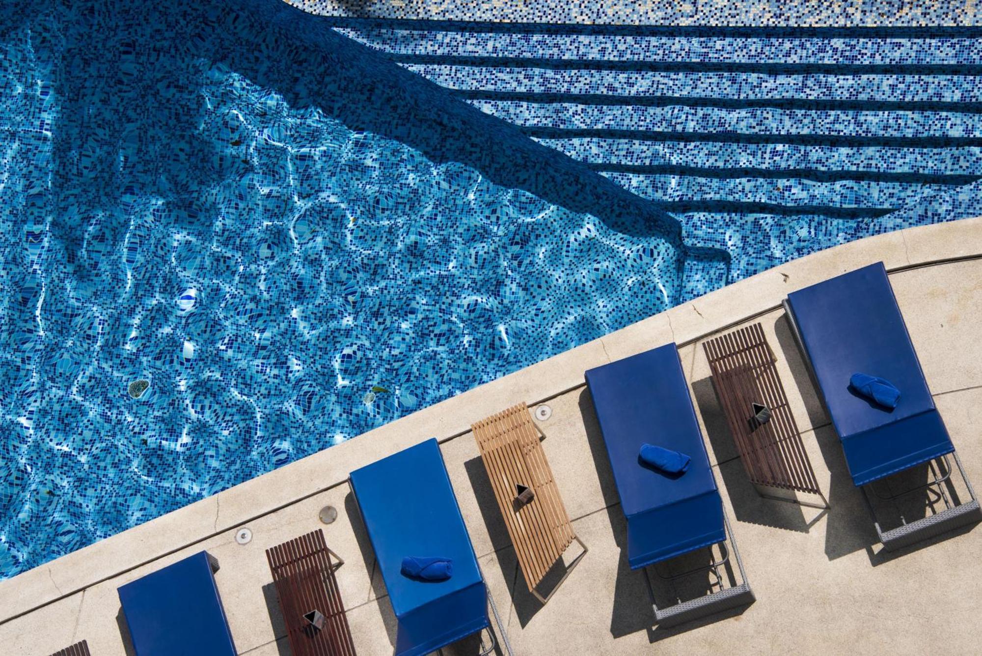 Hotel Baraquda Heeton Pattaya By Compass Hospitality エクステリア 写真