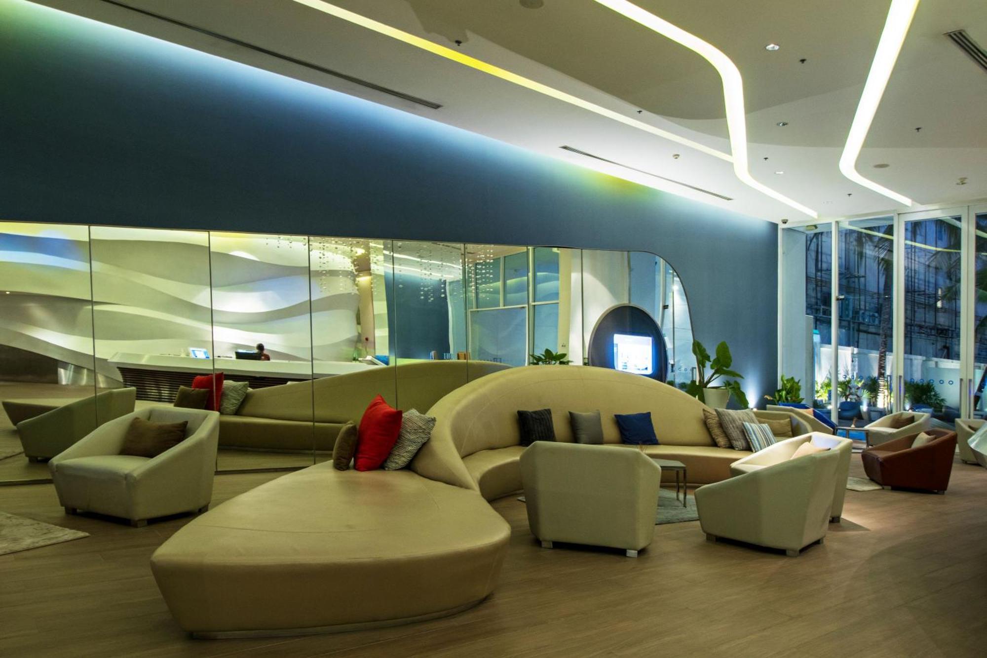 Hotel Baraquda Heeton Pattaya By Compass Hospitality エクステリア 写真