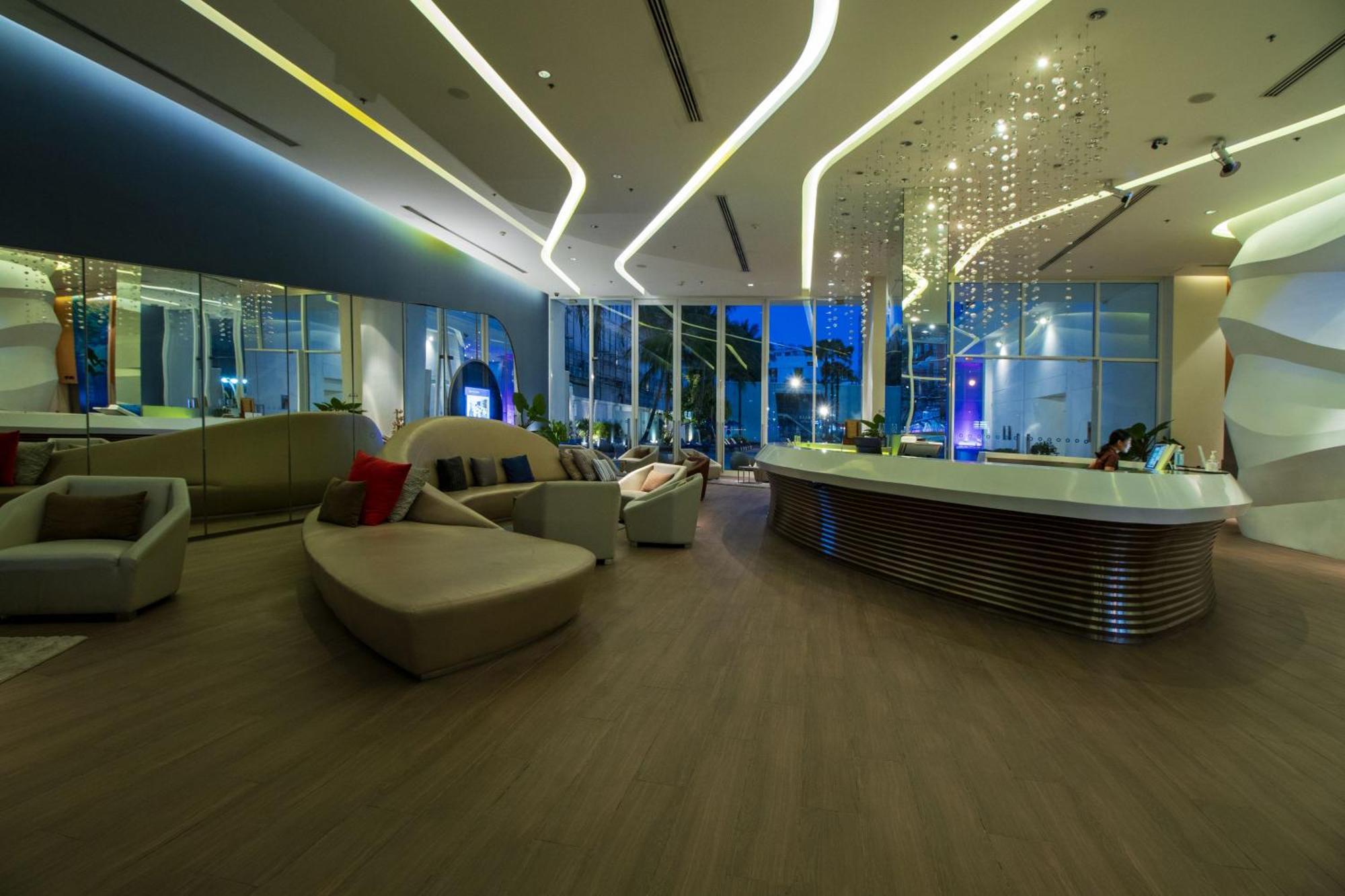 Hotel Baraquda Heeton Pattaya By Compass Hospitality エクステリア 写真