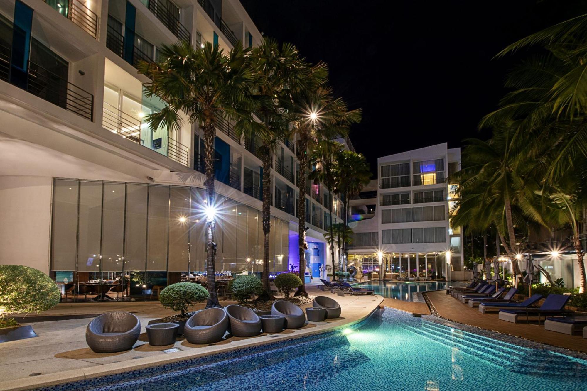 Hotel Baraquda Heeton Pattaya By Compass Hospitality エクステリア 写真