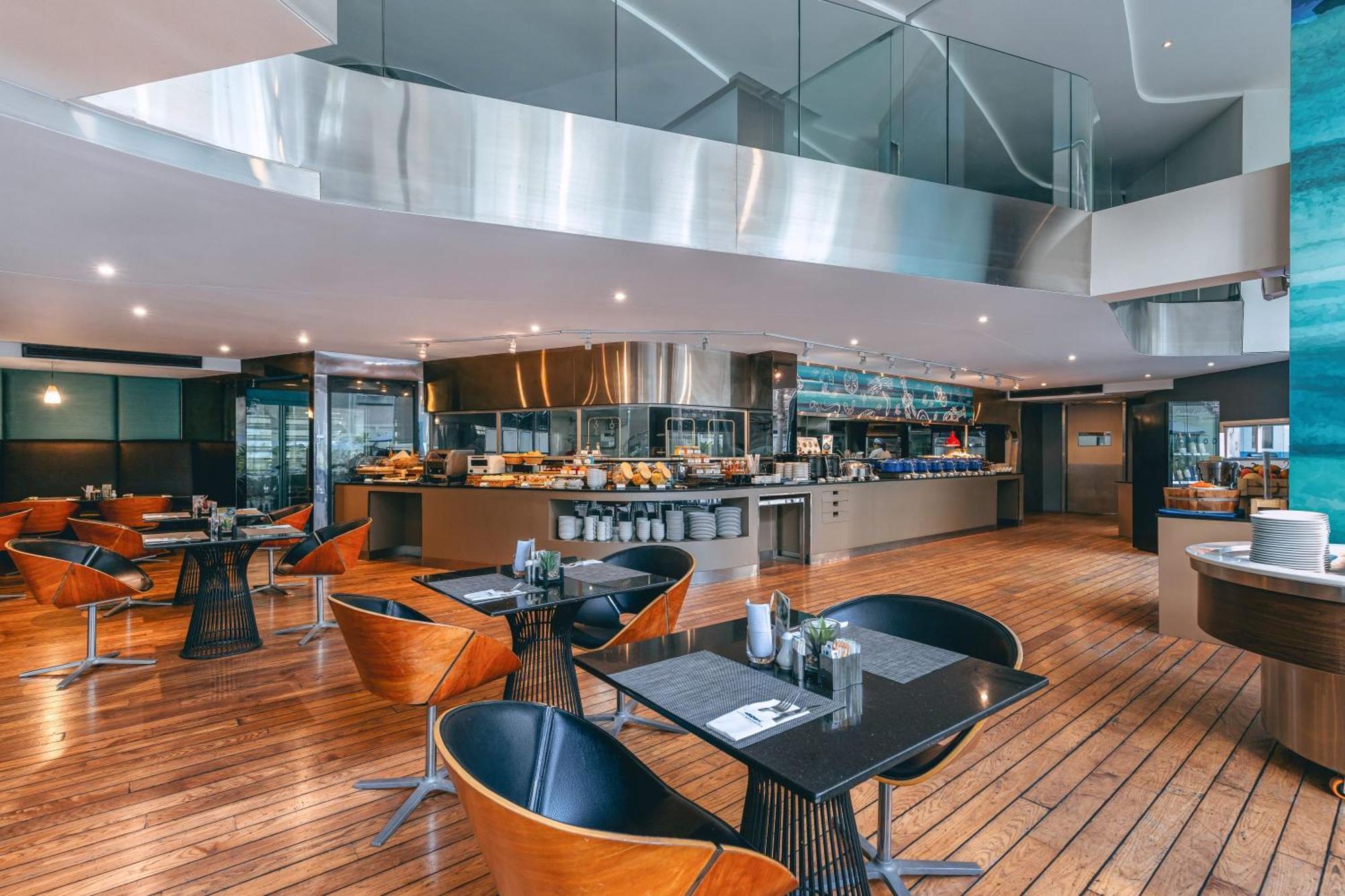 Hotel Baraquda Heeton Pattaya By Compass Hospitality エクステリア 写真